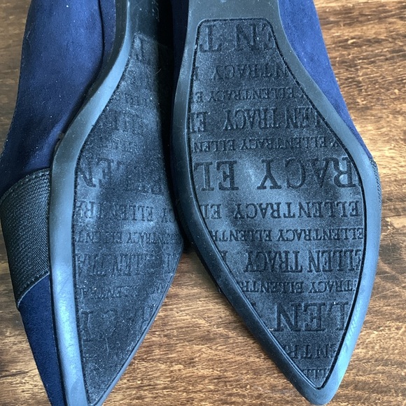 ELLEN TRACY BLUE SUEDE POINTED FLATS - Picture 4 of 7